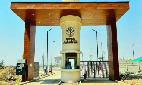 Peninsula Ashok Vann